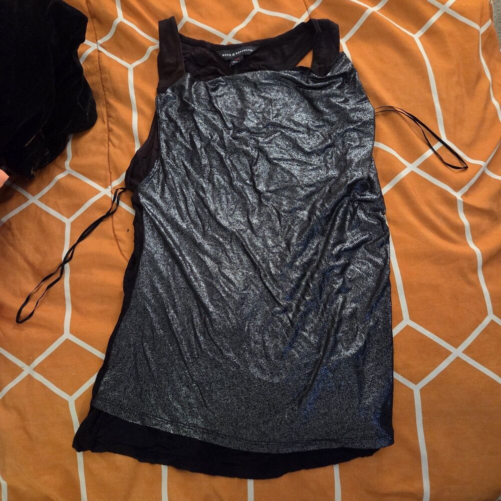 Rock & Republic Women's Black Silver Metallic Shiny  Tank XS Y2K Zip Back